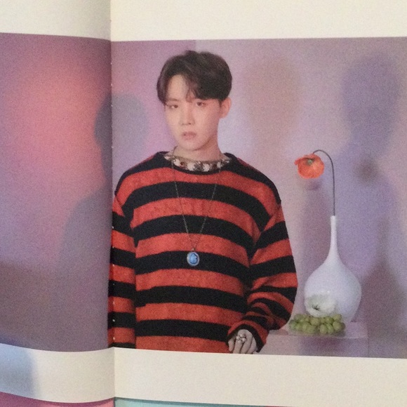 BTS: Map Of The Soul- PERSONA VERSION 04 - Picture 3 of 3